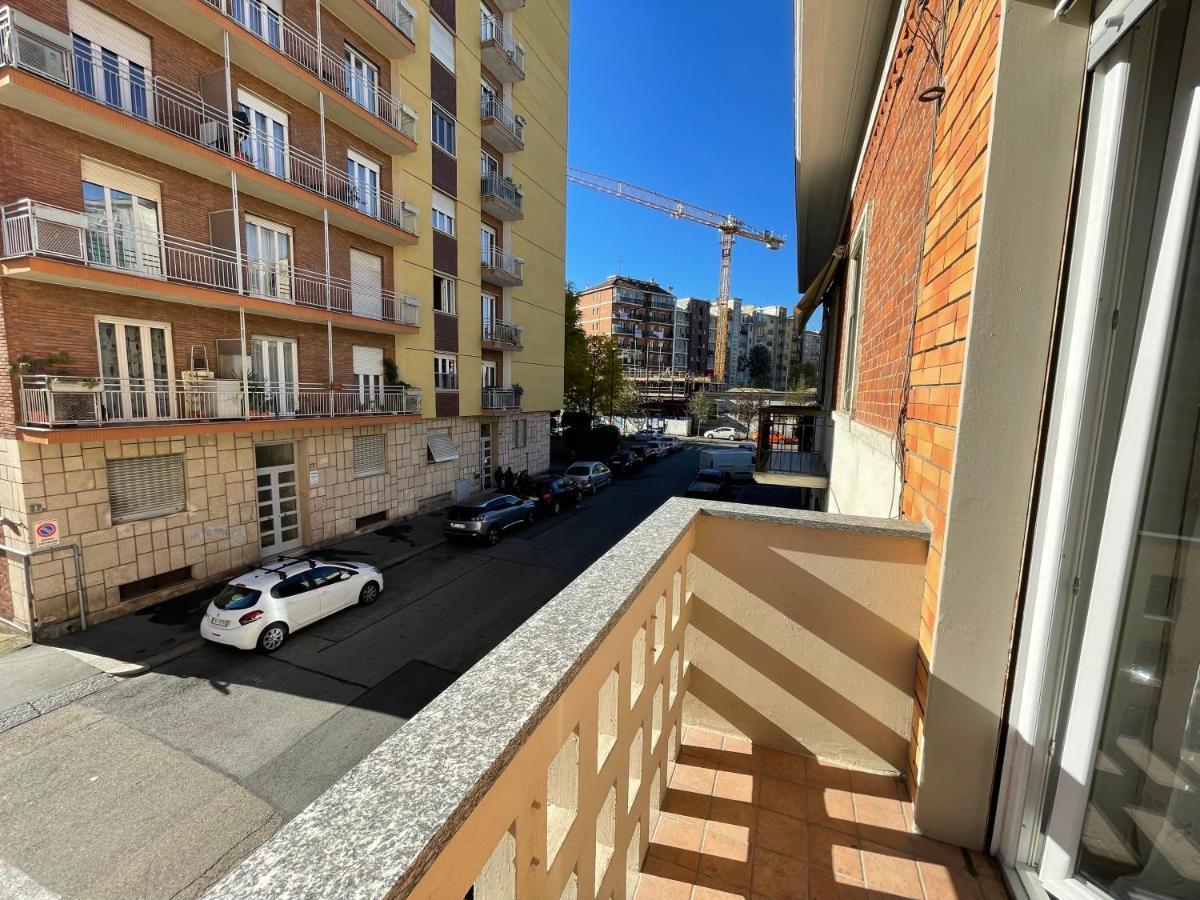 Comfy Turin Apartment Zewnętrze zdjęcie